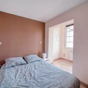 Appartement La Chalaronne - Au Coeur De La Cité Médiévale