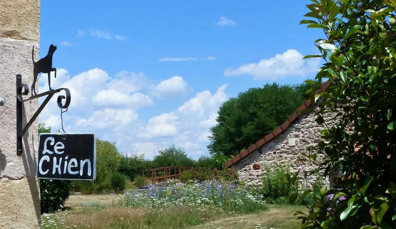 Clan Boucheron Louroux-Bourbonnais Apartment
